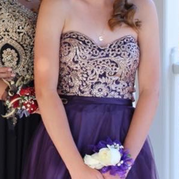 PROM DRESS - Picture 9 of 12